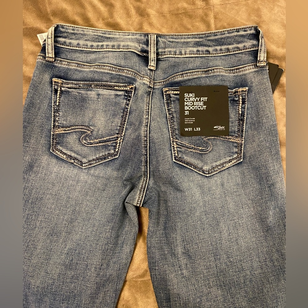 Silver Suki Curvy Fit Mid Rise Boot Cut 31x33